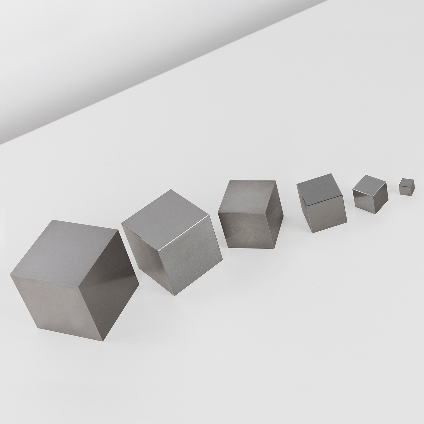 2.0-Inch Tungsten Cube (2.5kg) – Atomic Cubes